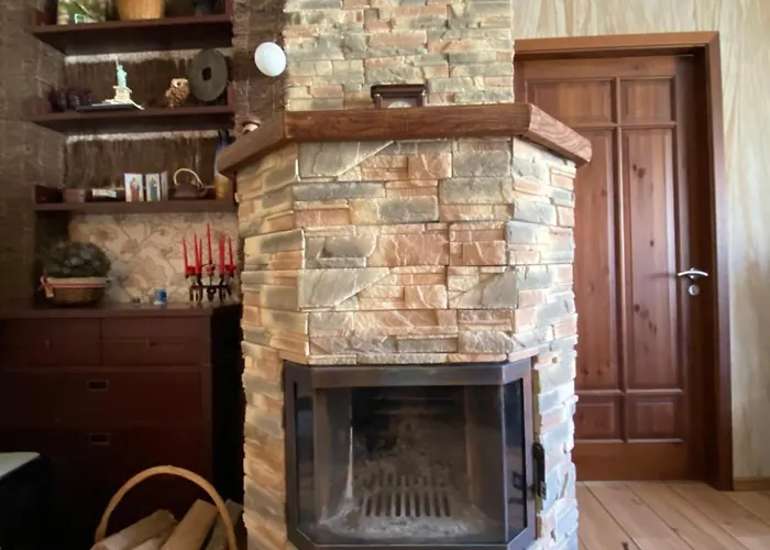 Comfortable With Fireplace In The Old Town Апартаменты *